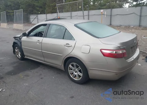 2009 Toyota Camry Le z USA, uszkodzony, nr VIN 4T1BE46K29U279754